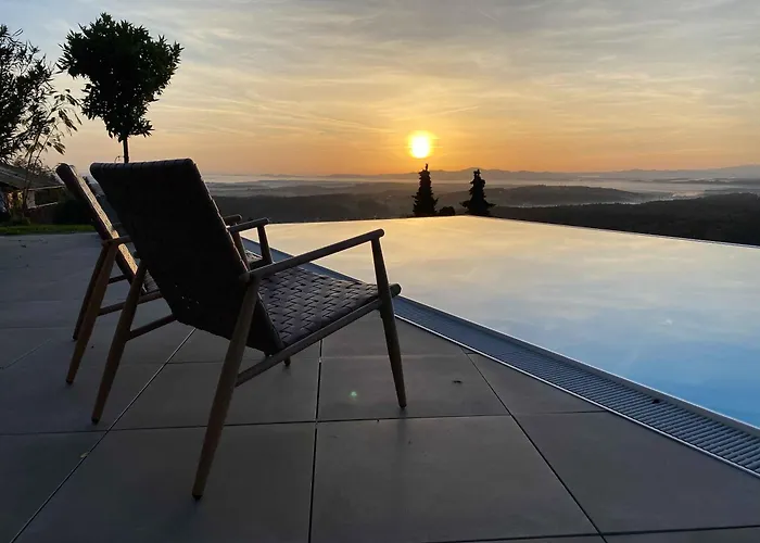 Greim15 --- Ganzes Ferienhaus Mit Fernsicht, Pool, Wellness
