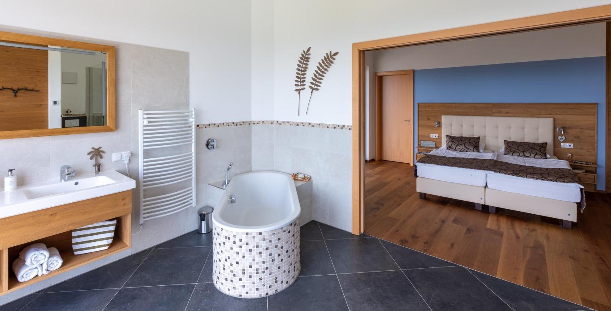 Greim15 --- Ganzes Mit Fernsicht, Pool, Wellness *